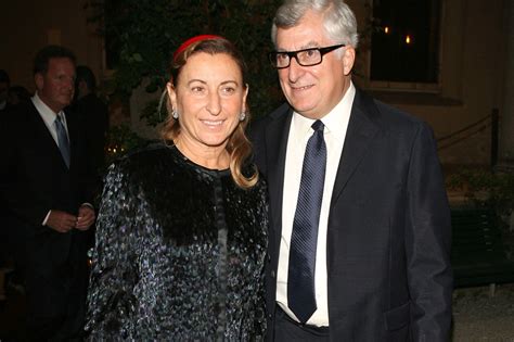 inaugurazione luna rossa miuccia prada patrizio bertelli|patrizio bertelli moglie.